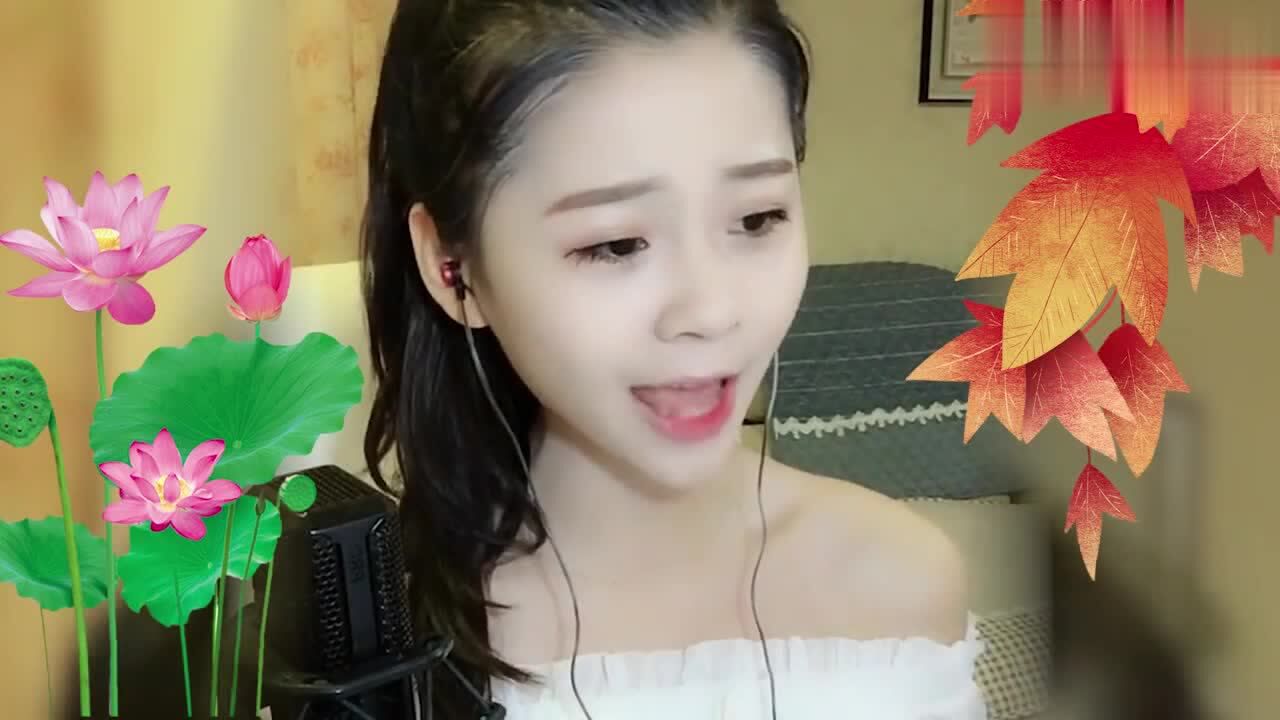 女歌手一首网络歌曲嘴巴嘟嘟人美歌甜好听极了