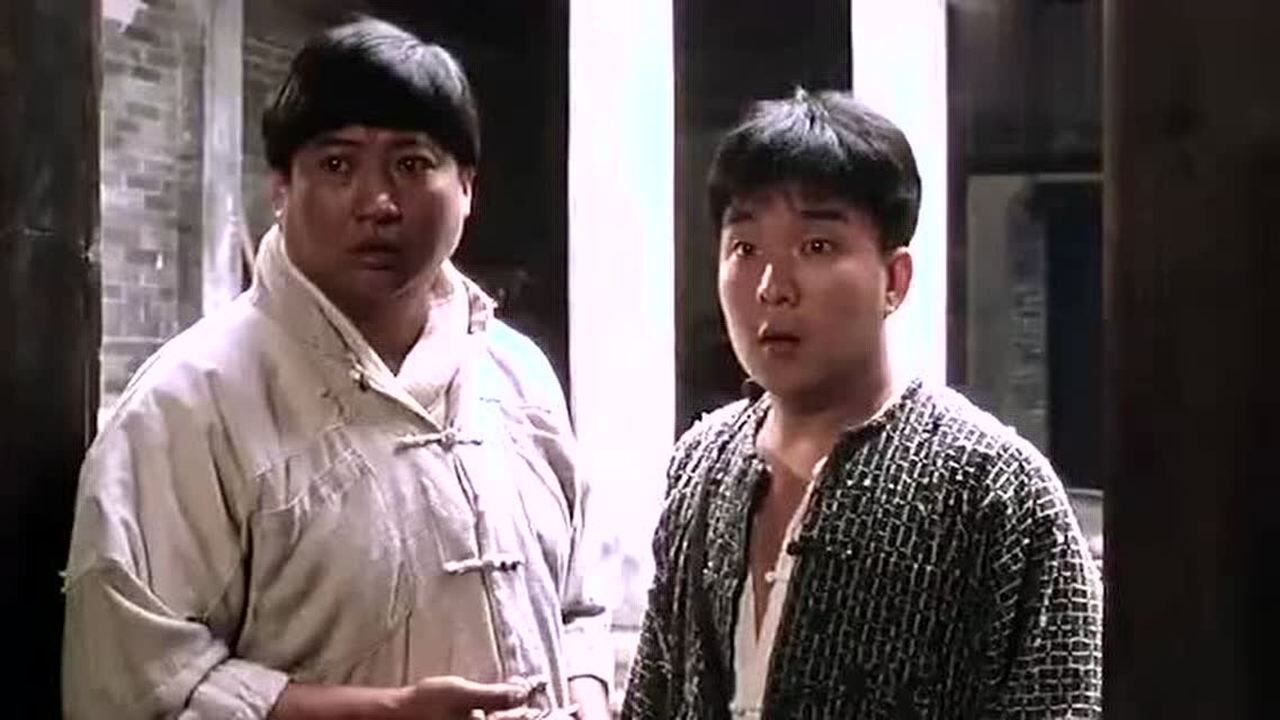 鬼咬鬼九叔把全部家当10个大洋给肥宝让他去做这个