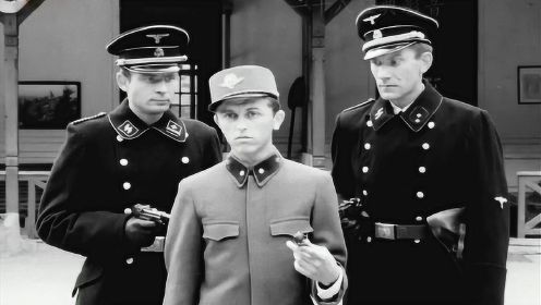 豆瓣8.2分二战片《严密监视的列车》超现实荒诞，很不一样的感觉