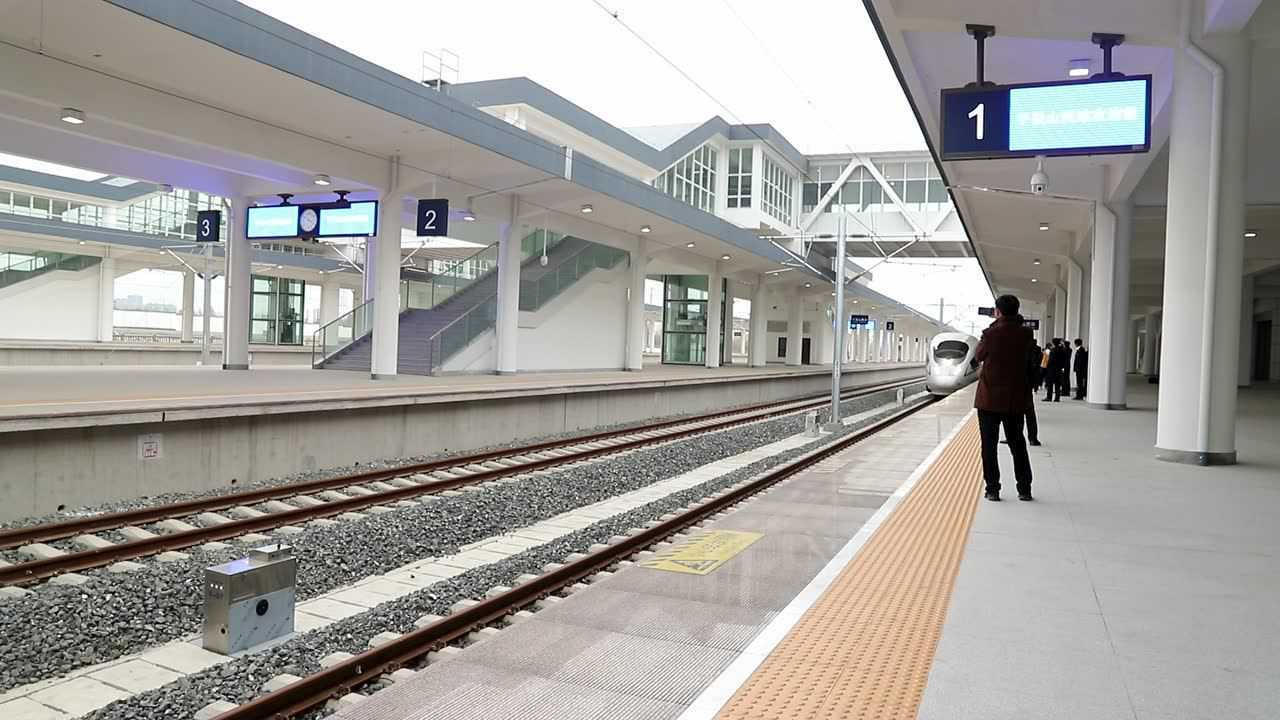 平顶山学院新传院