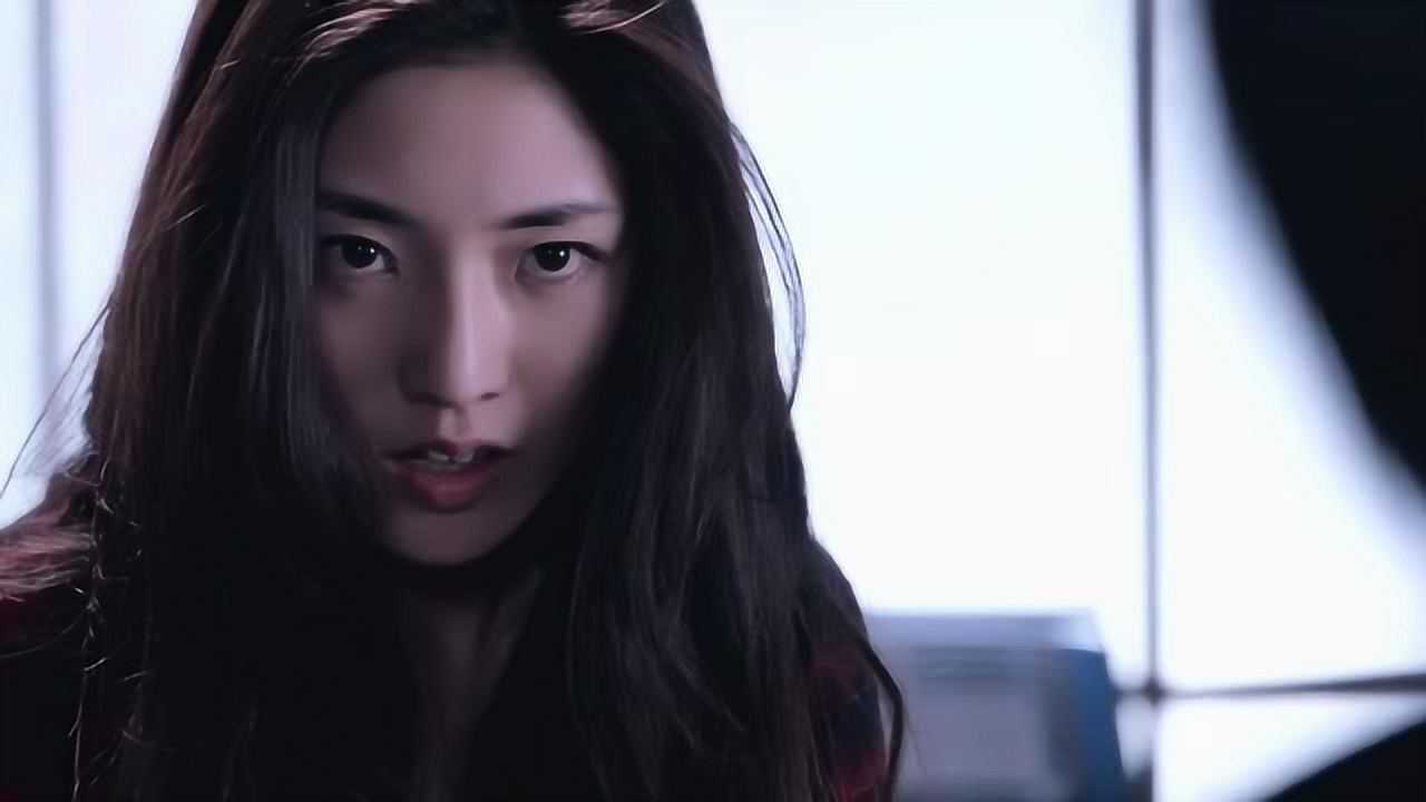 女杀手kiri终于找到元凶并且杀掉了她