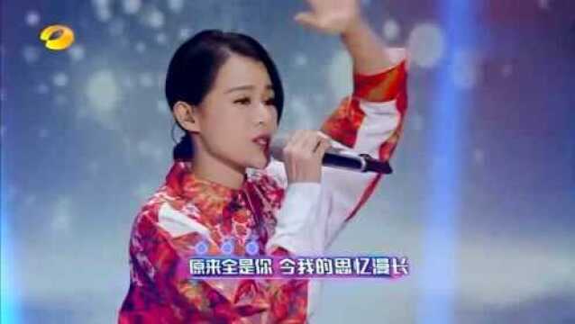 超让人羡慕,视后胡杏儿演唱《千千阙歌》引全场大合唱