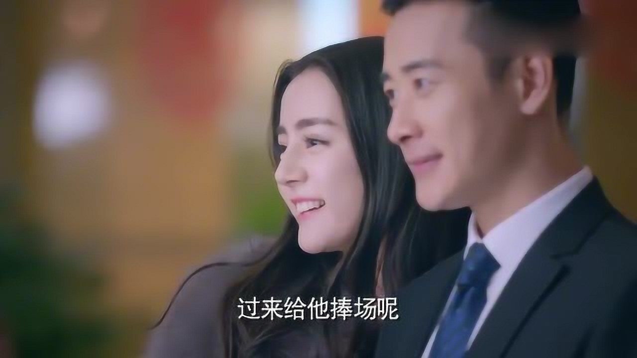 克拉恋人热巴和罗晋甜蜜拍照男才女貌哪个摄影师不沦陷