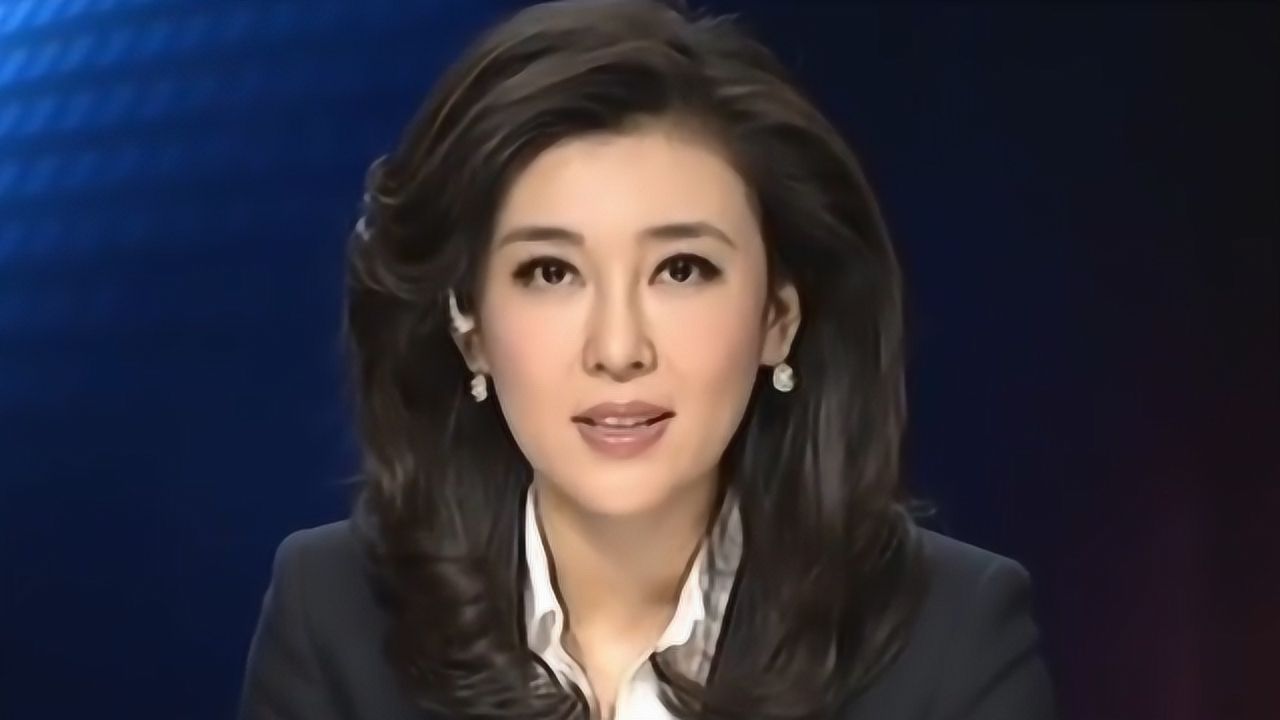 央视美女主持李红怀孕期间依然坚持工作镜头面前让人心疼