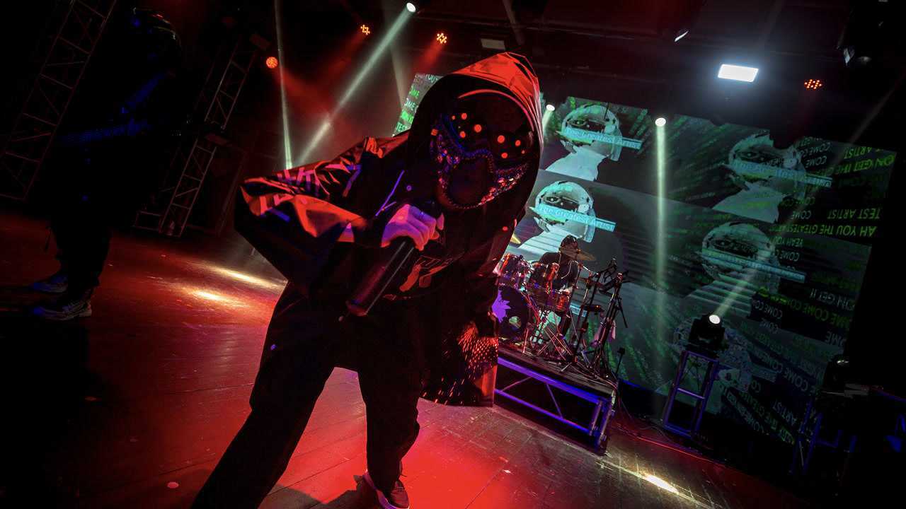 赛博金属说唱乐队minig迷你机《江南》现场视频巡演济南站