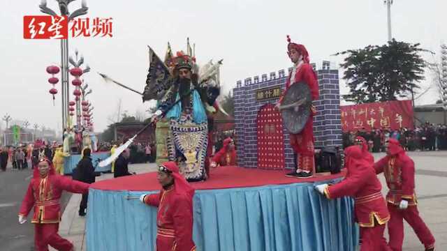 四川绵竹年画节开幕 650人巡游队伍再现清末年画《迎春图》