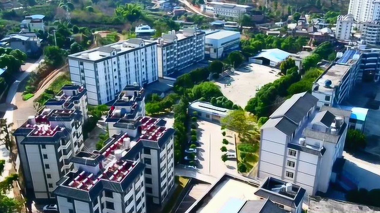 景东职中校园视频