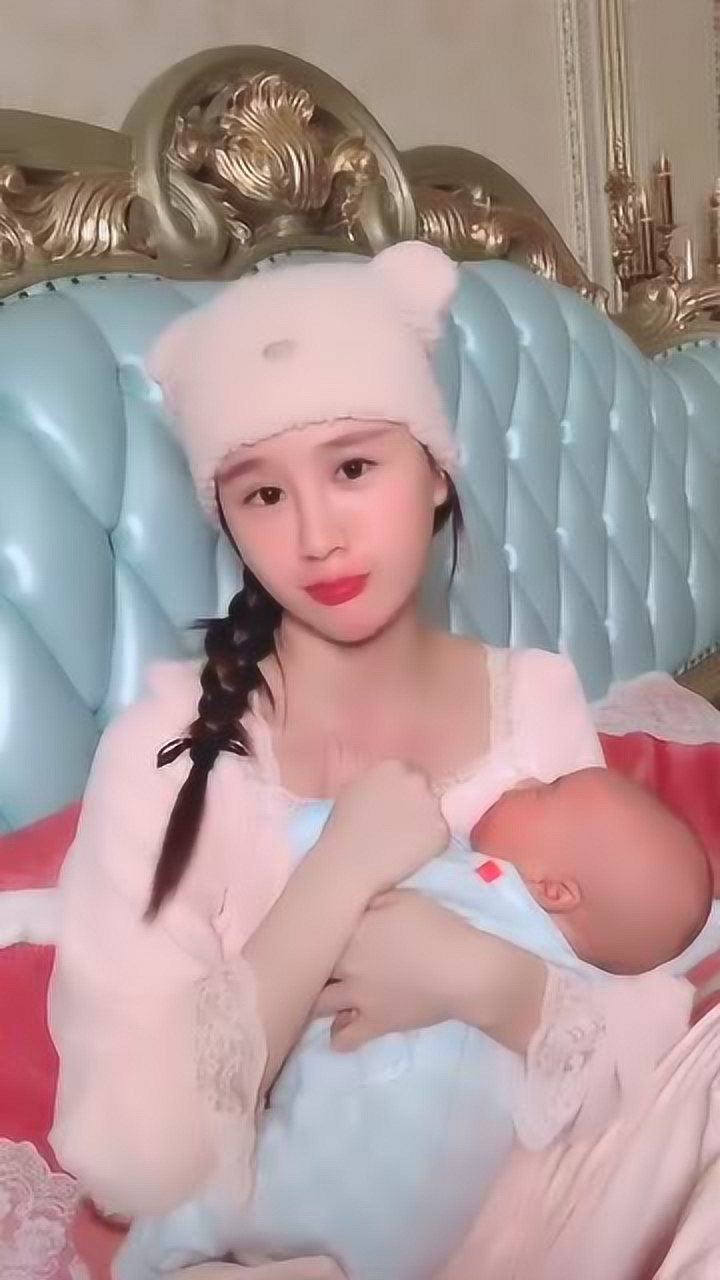 好想塞回去!越带越烦躁!生出来的小宝宝就知道哭闹