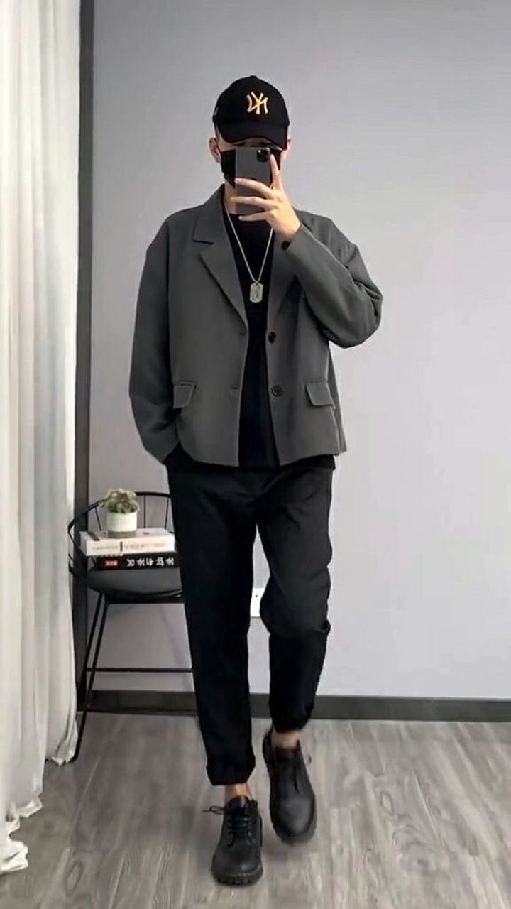 又瘦又高的帅哥这样穿衣服美女都会喜欢你
