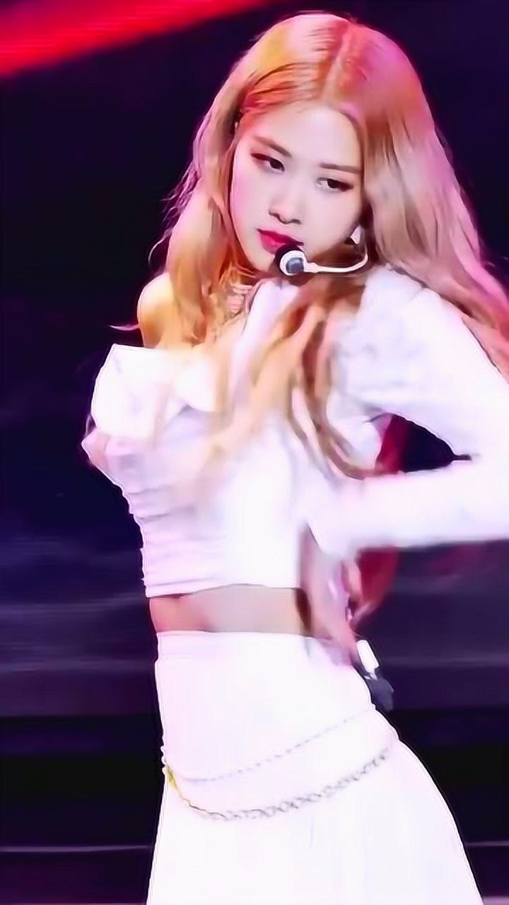 粉墨女团最细的腰,连lisa都没她瘦