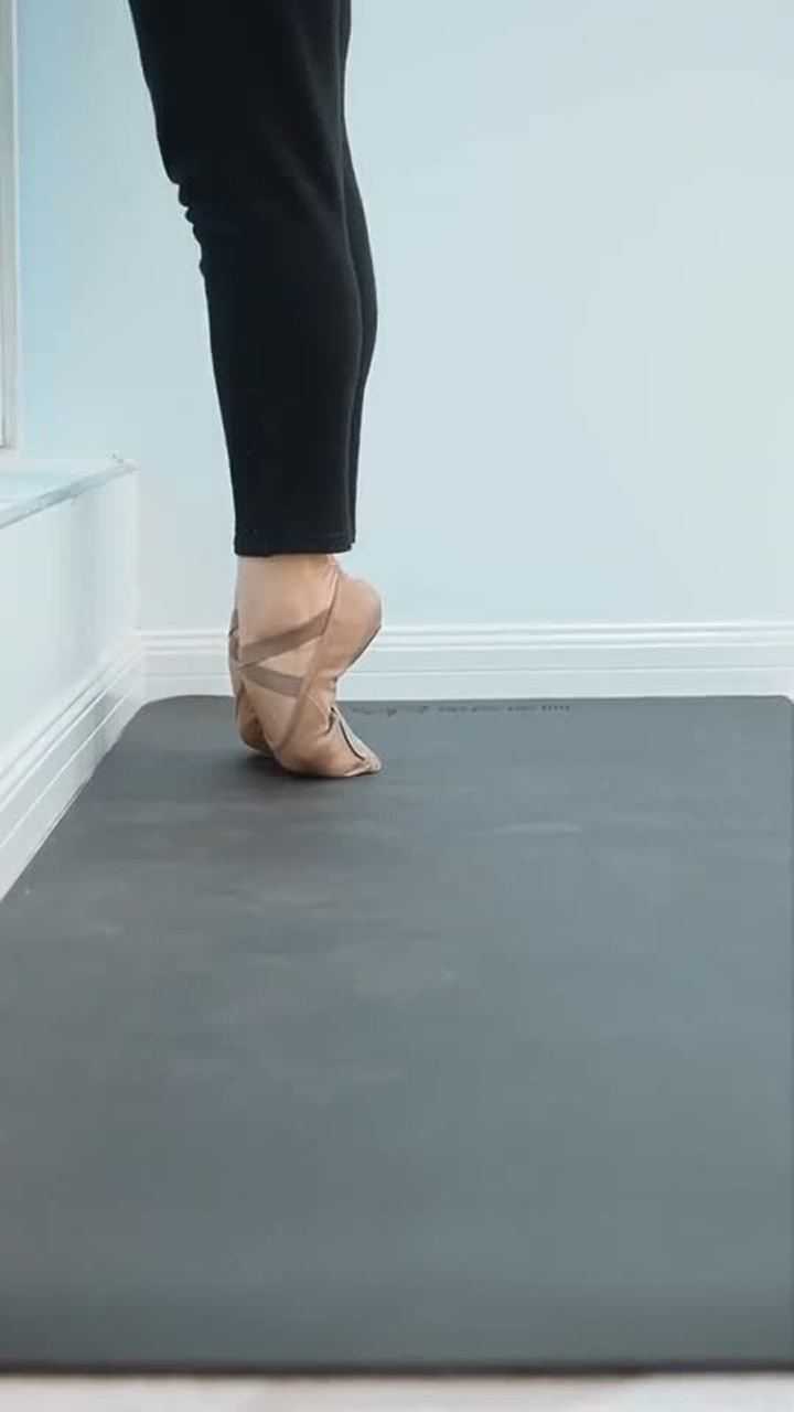 中国舞基本功《压脚背》 一共五种方法