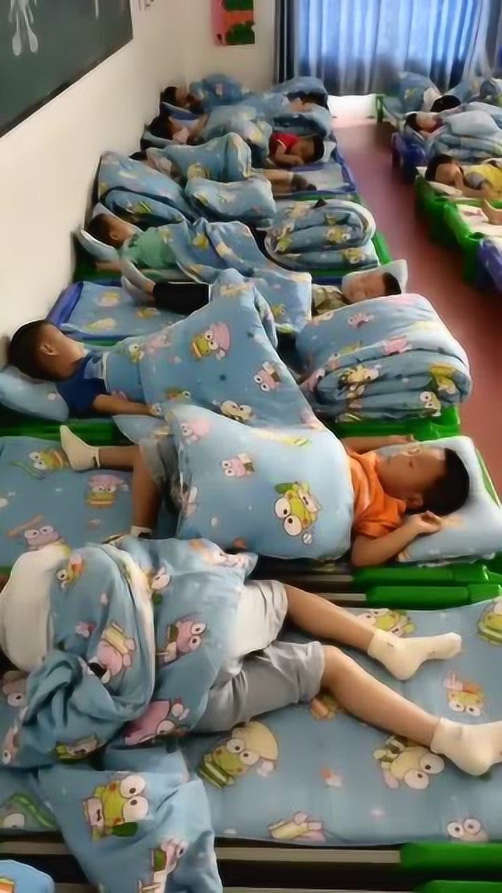 幼儿园的小朋友们,头一次睡午觉这样省心,真是难得!_高清1080P在线观看平台_腾讯视频
