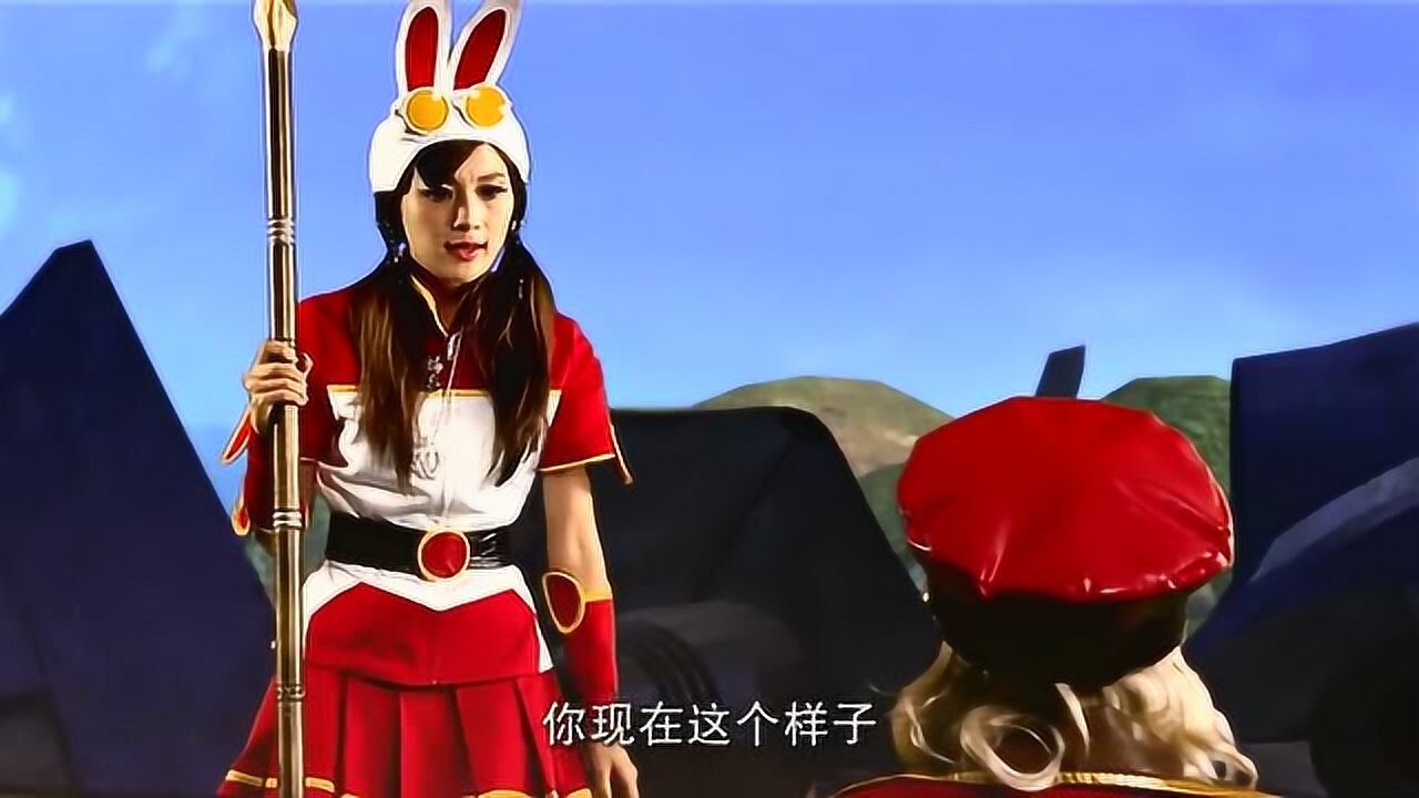 啧啧啧!老巫婆变身白发魔女,这狼狈的样子真解气