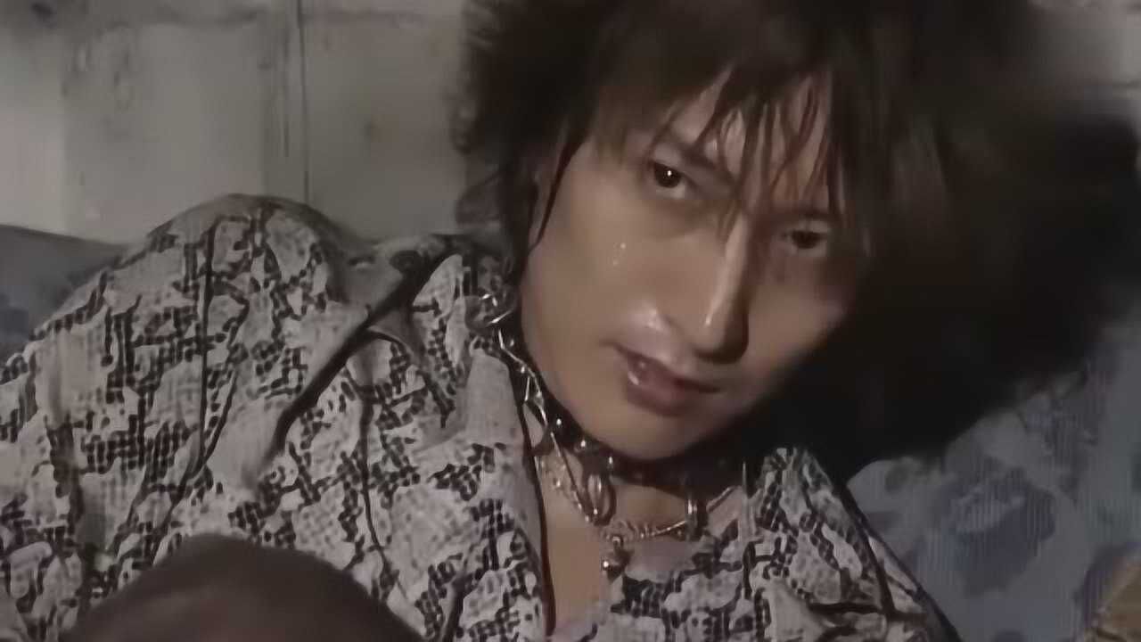 假面骑士龙骑,浅仓威被假面骑士夜骑所伤,他已经毫无反手之力!