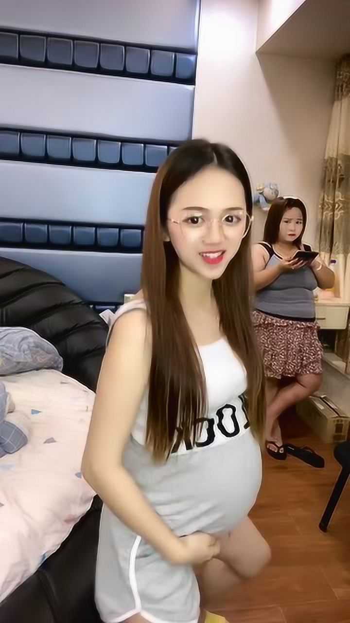 十岁女孩怀孕挺大肚子图片