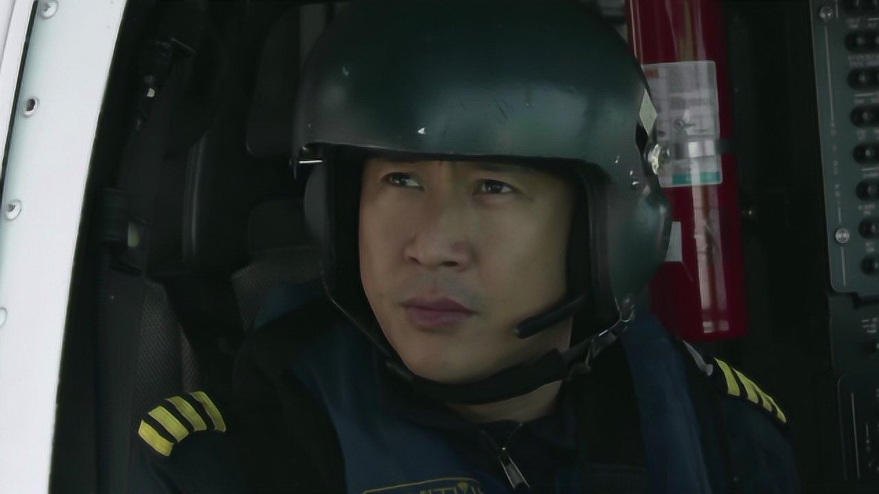 碧海雄心精彩速看_速看《碧海雄心》第2集:郑子航在执行任务中牺牲,妻子叶宣接受当场晕倒_高清1080P在线观看平台_腾讯视频