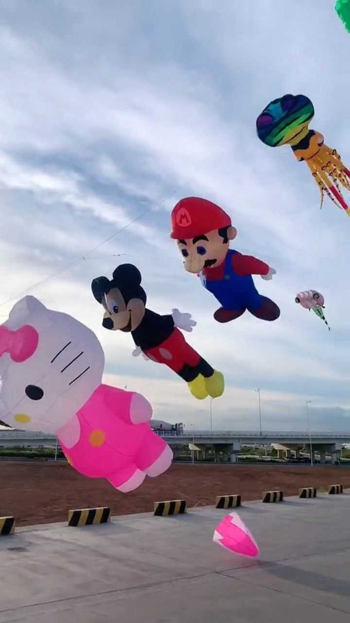 超大巨型风筝这种壮观场景只在潍坊能看到