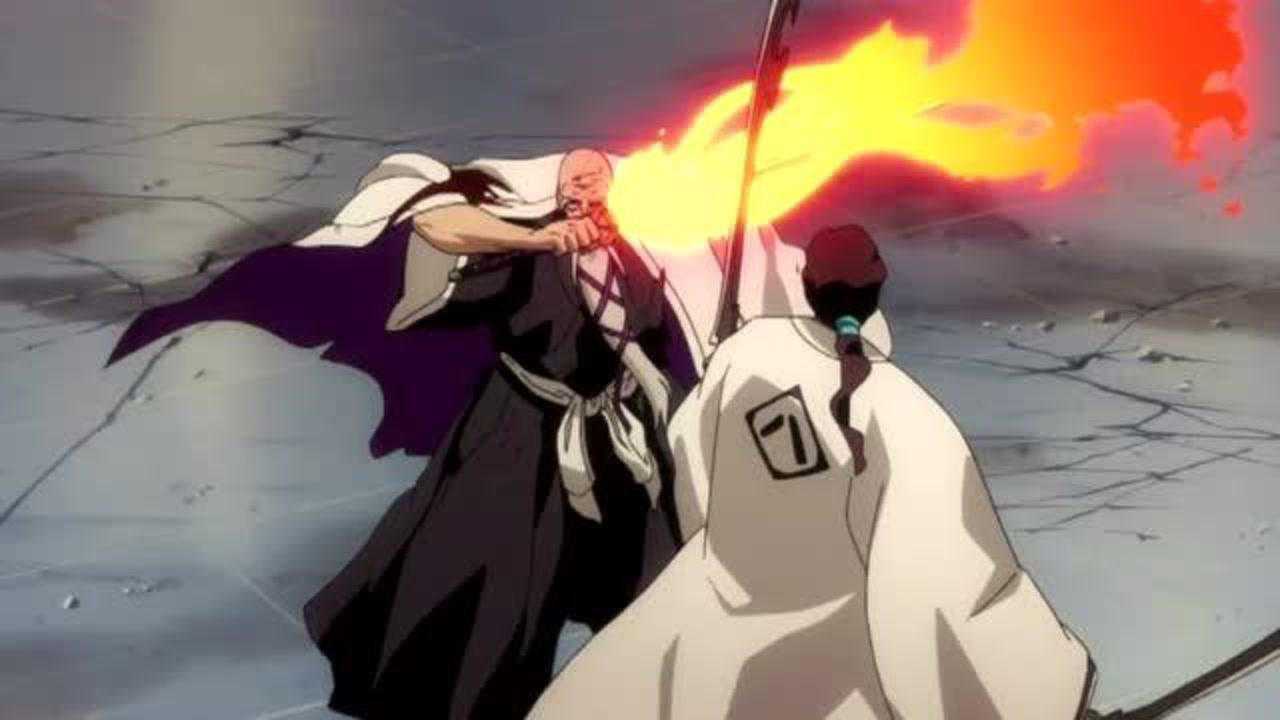 死神:京乐春水与浮竹联手攻击山本总队长