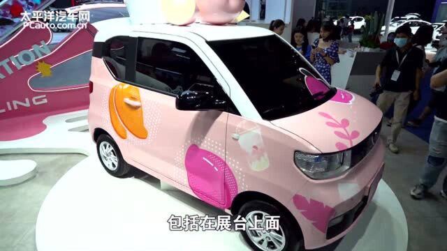 新款城市代步微型电动车 五菱宏光 MINI EV亮相!