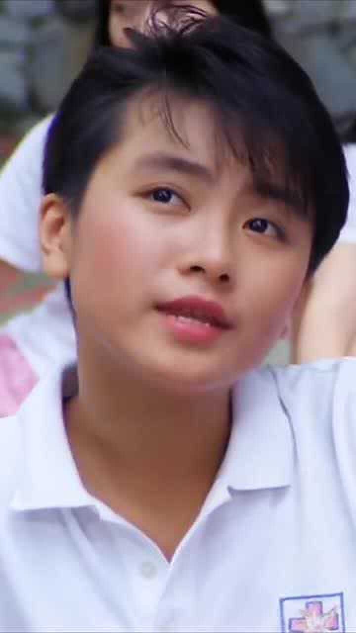 短发女神袁洁莹16岁红遍了香港堪称那个时代的盛世美颜啊