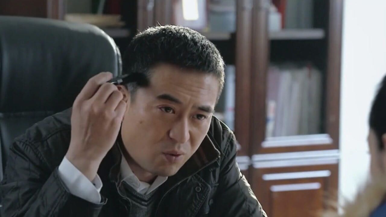 速看《浮沉》第10集:乔莉王贵林真诚交谈,土井车雅尼吃饭不顺