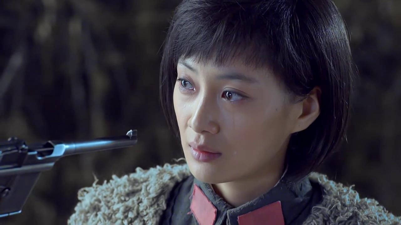 左手劈刀温俪涵夜赴敌军营地抱着必死之心抢回父亲