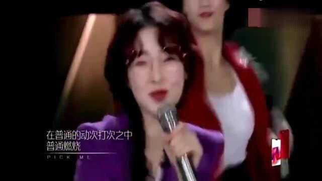 创造101跳抖音最火的“化妆舞”,全场欢呼雀跃