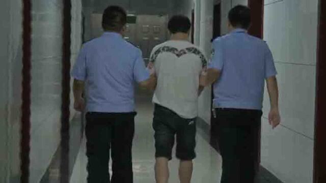 谎称能办入学 男子用一张假收据骗走家长90万