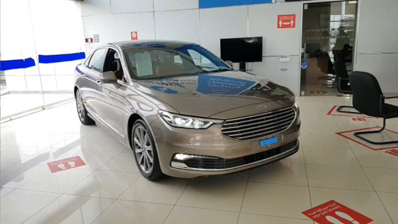 2020款福特金牛座到店实拍,了解完外观和内饰,给个不心动的理由