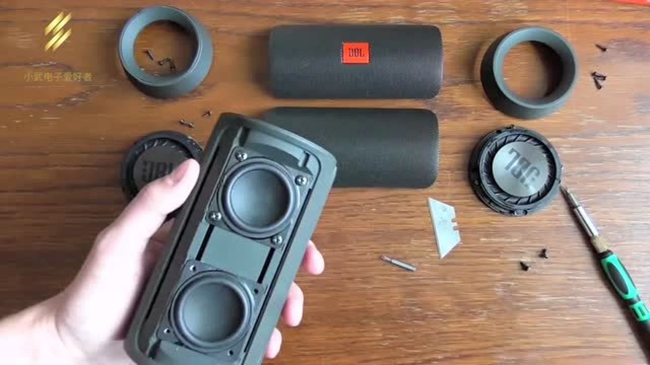 拆解jblcharge2音响拆了很多音响还是觉得jbl音响给力