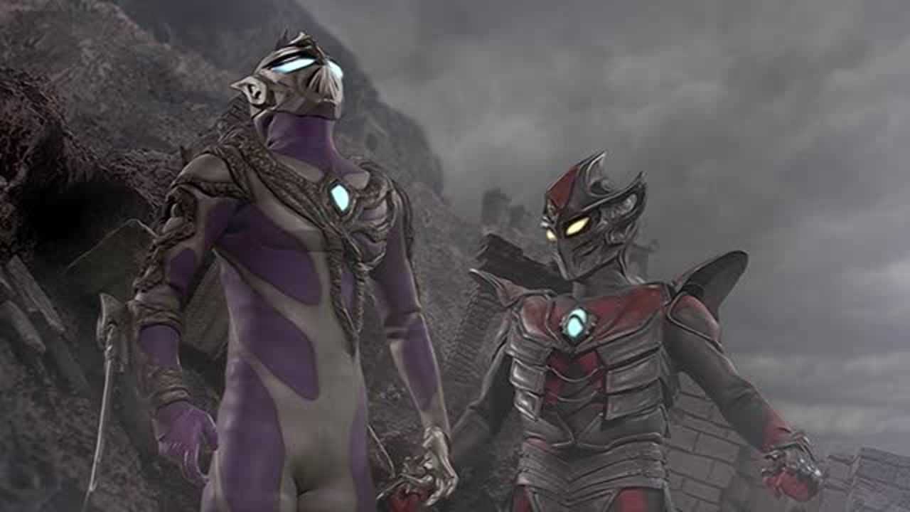 达拉姆和希特拉想冲出结界却被重创,卡蜜拉指示他们耐心等候