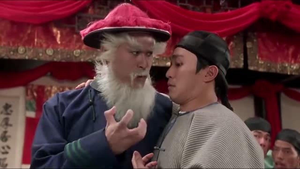 电影九品芝麻官达叔放老鼠捉弄雷豹星爷看不下去放条蛇捉老鼠