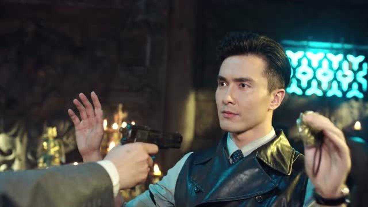 旗袍美探罗探长被骗入虎穴这次轮到苏小姐美女救英雄了