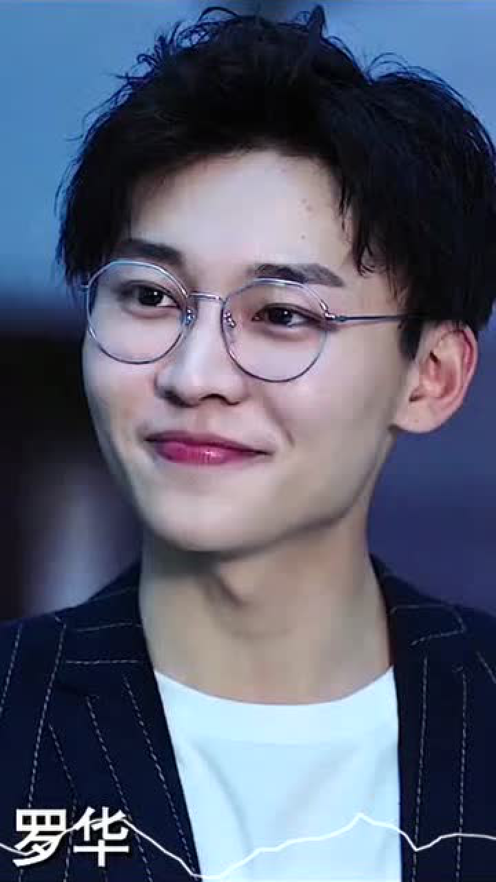 凶案现场:喜欢杨卉的到底是罗华还是董珂,这宠溺的笑真的是太爱了