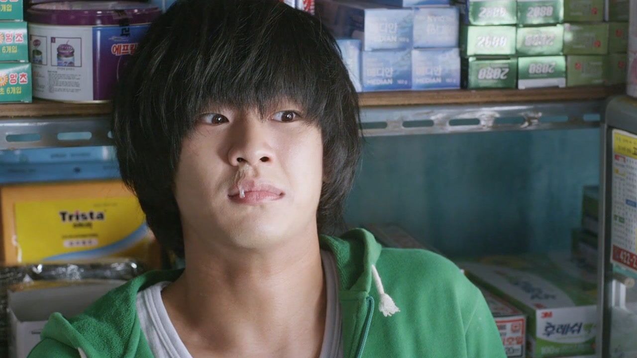 朝鲜精英特种兵到韩国扮傻子金秀贤实在是太会演了电影混剪