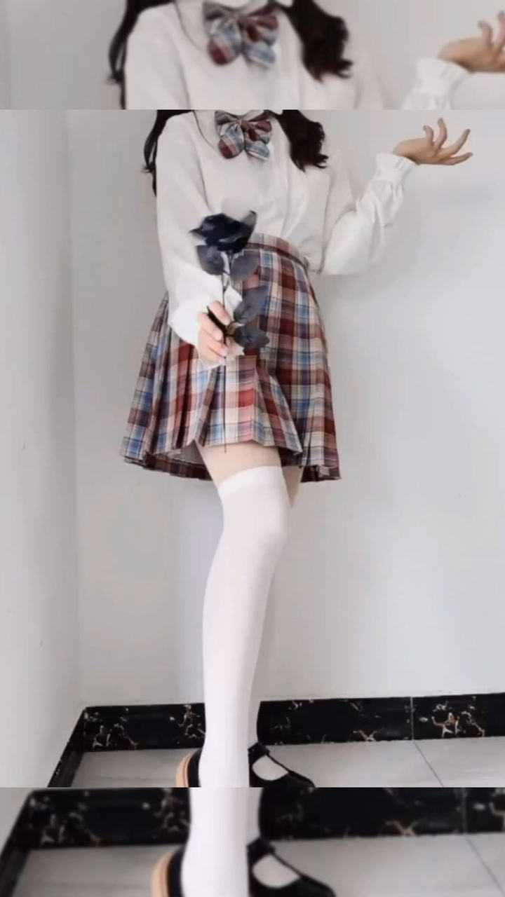 jk配白丝好看吗