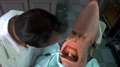 为当上地球公民，外星人跑去修理牙齿，医生看到后被吓到了