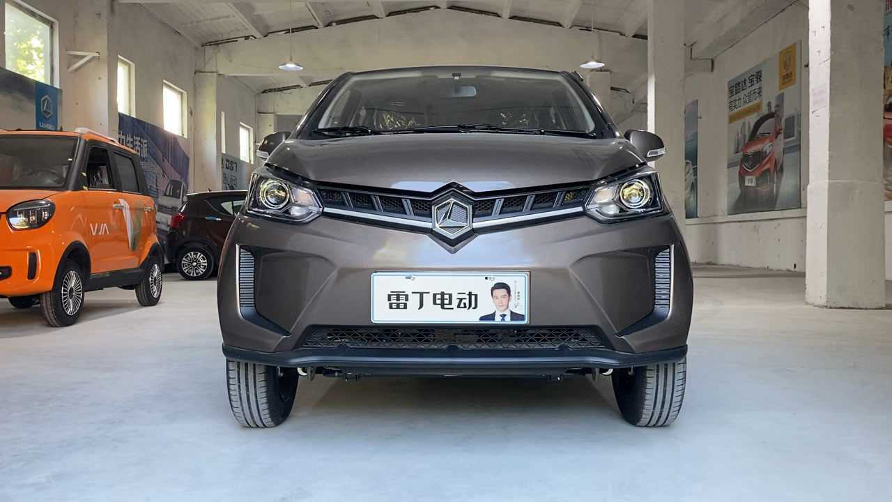 雷丁d80这款车到底怎么样呢咱们一起来看一看