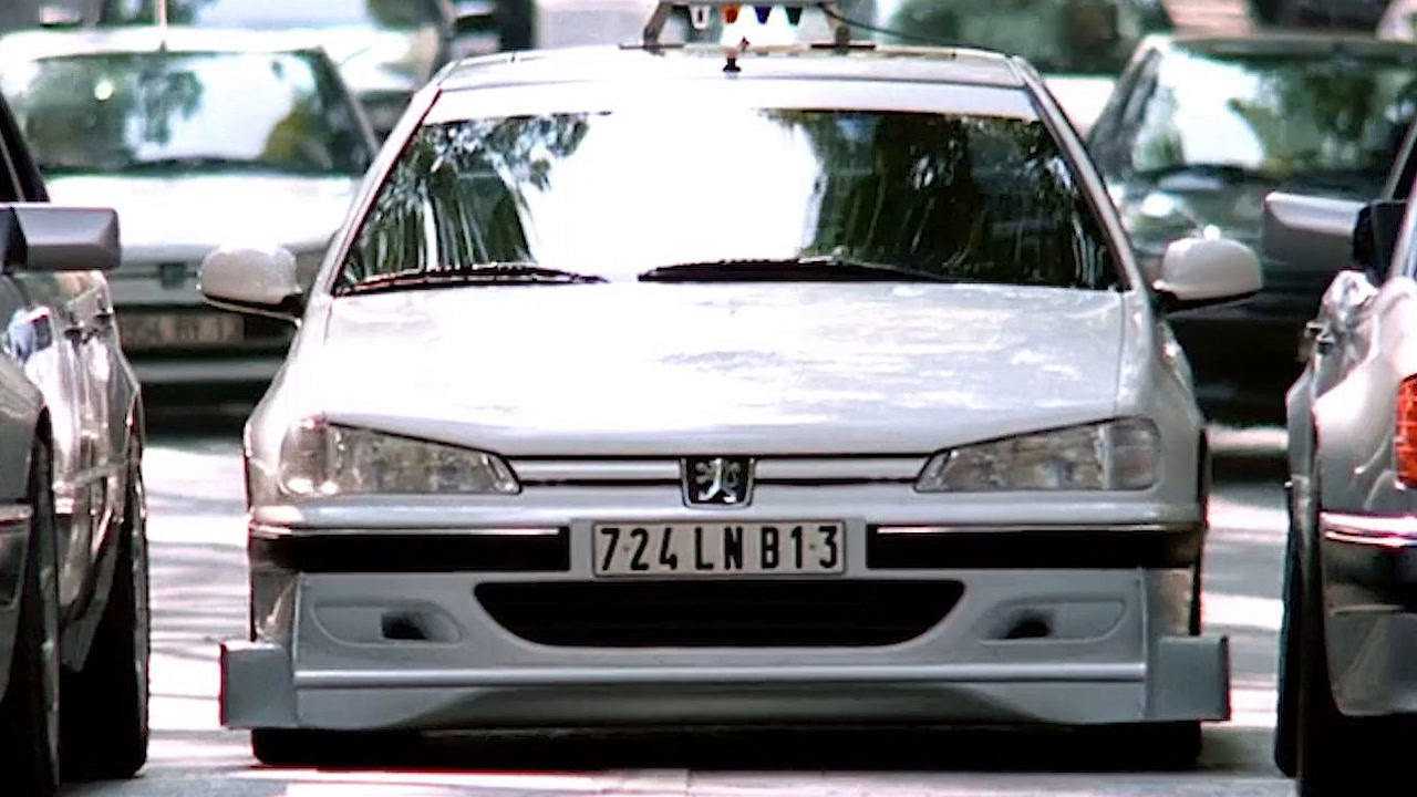 的士速递:出租车司机也疯狂,超精彩的飙车大戏!