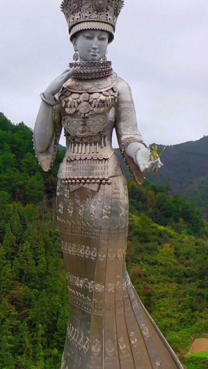 贵州苗族雕像图片
