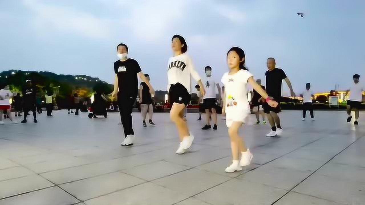 鬼步舞6个基本动作,东北汉子鬼步舞42步分解-鬼步舞教学基础舞步