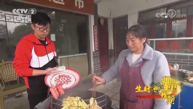 贵州特色名吃蒸米打粑,色泽金黄口感软糯,好诱人啊