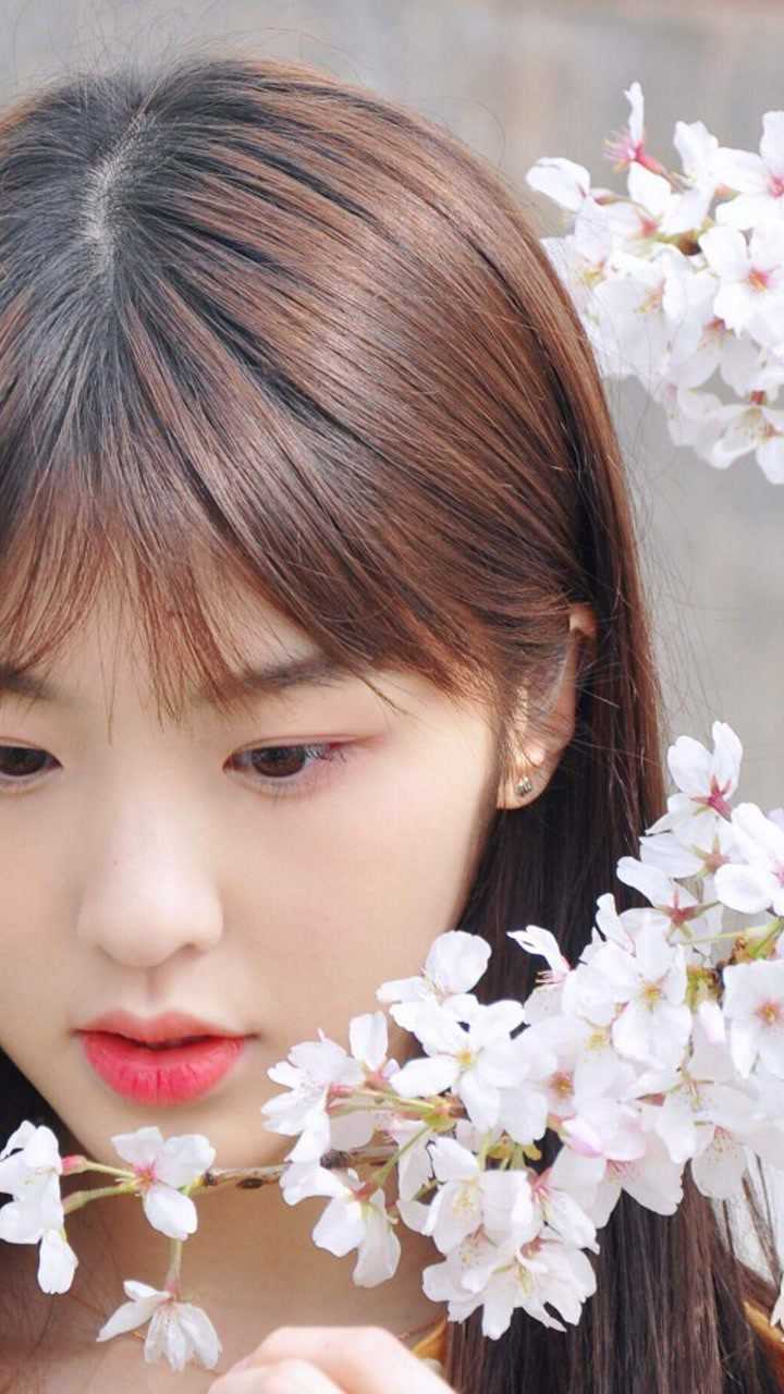 林昕宜太美了,笑起来很可爱啊!