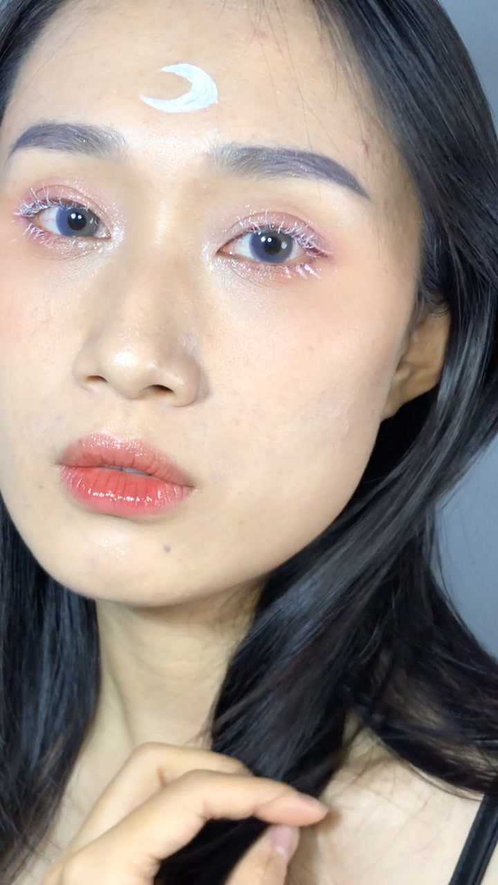 白色睫毛妆容分享