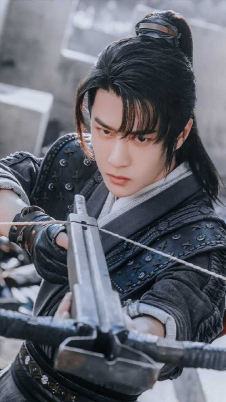 有翡男主不是王一博换成了老头子来演