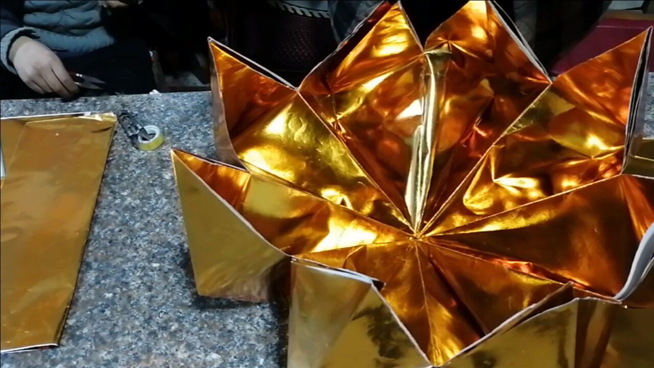 农村奶奶真是好手艺16张金纸叠成聚宝盆步骤详细简单易学