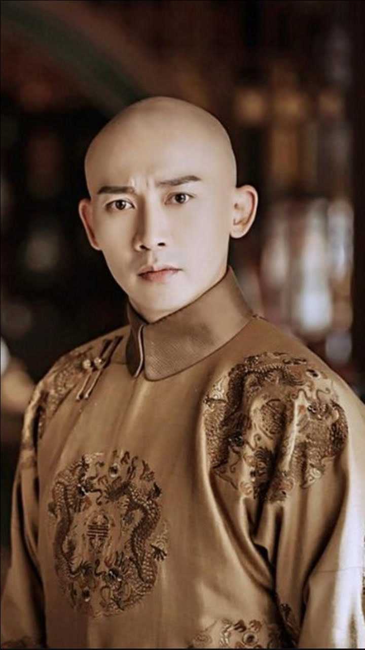 《延禧攻略》剧中,皇上猛踹怡亲王,这里的穿帮,你看到了吗?