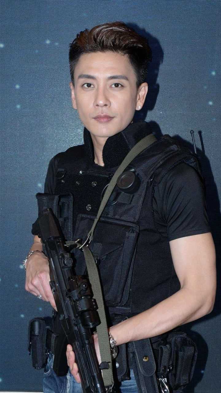 黄宗泽四十岁仍不输年轻小生,颜值没话说!