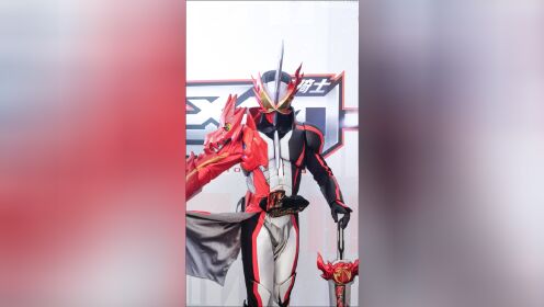 假面骑士圣刃 日语版 假面骑士圣刃见面会,圣刃变身和动作姿势展示_高清1080P在线观看平台_腾讯视频