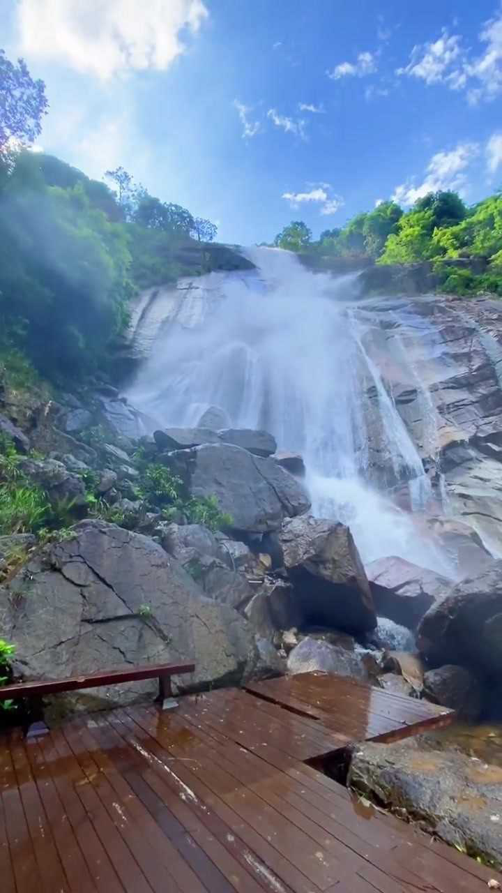 罗浮山接仙桥仙境大瀑布太美了你错过的风景我都替你拍下来了希望能
